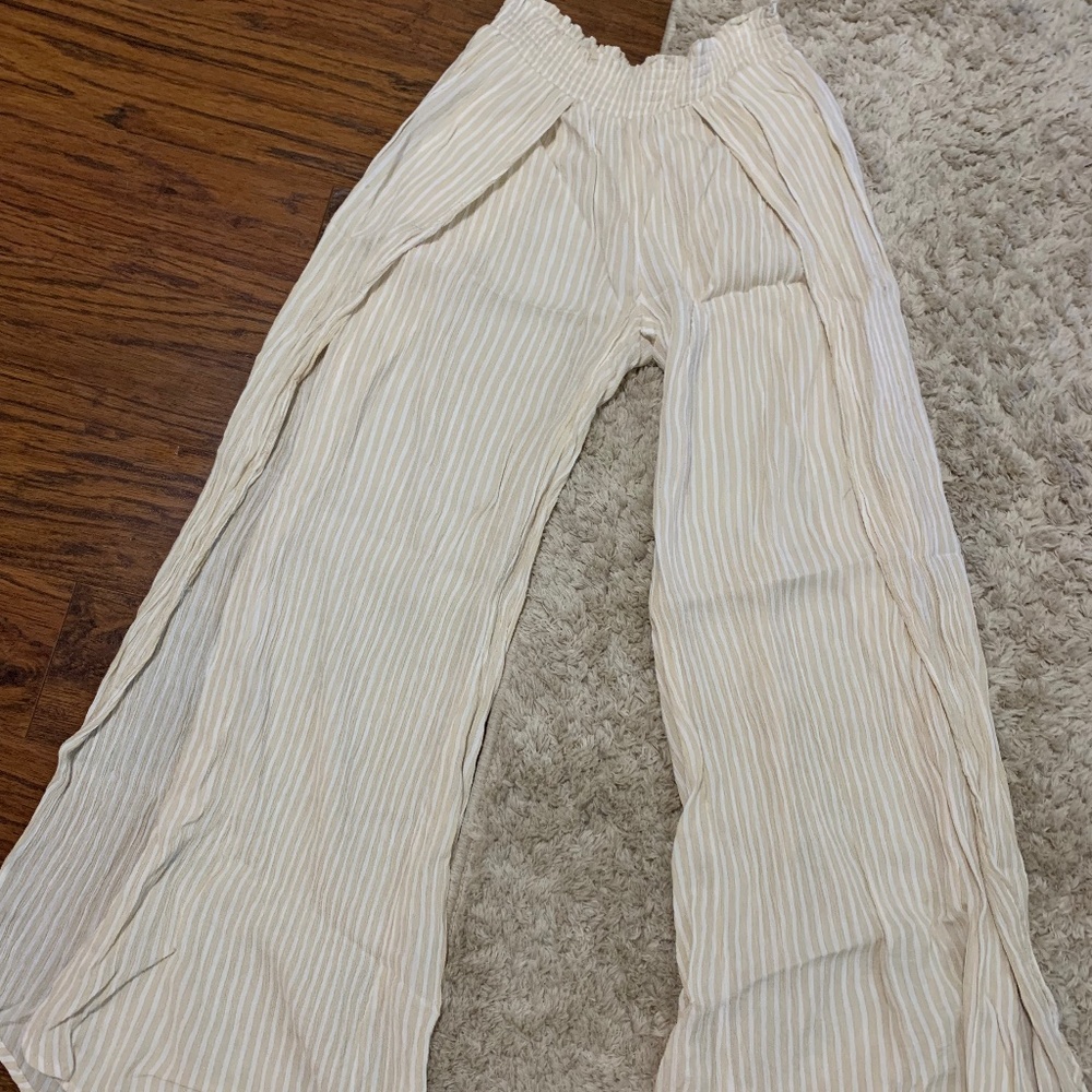 *LIKE NEW* Billabong Pants
